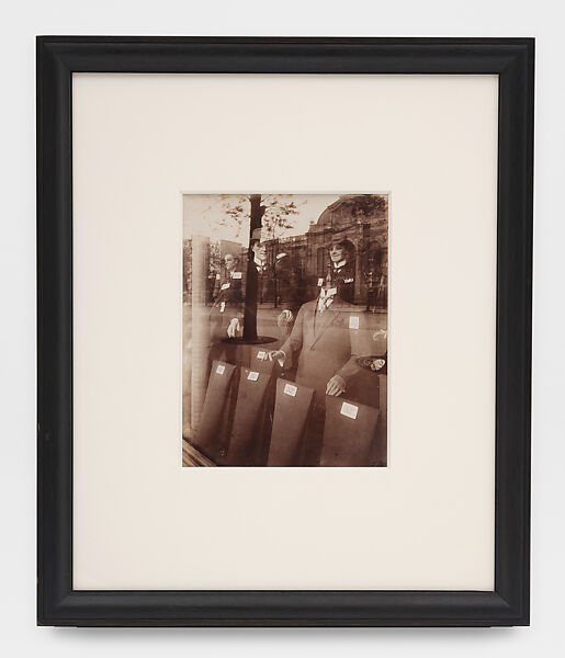 Magasin, Avenue des Gobelins, Eugène Atget  French, Printing-out-paper print