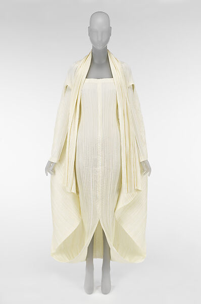"Moonlight Pleats", Issey Miyake (Japanese, 1938–2022), polyester, Japanese