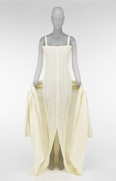 "Moonlight Pleats", Issey Miyake (Japanese, 1938–2022), polyester, Japanese