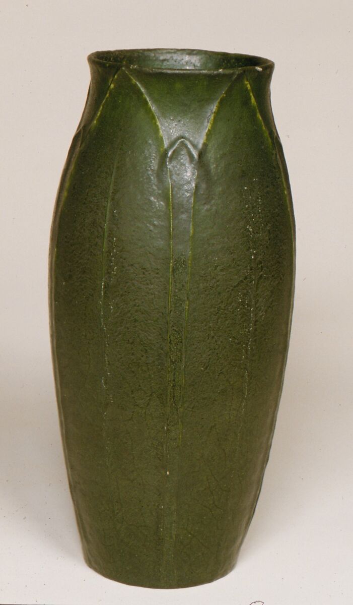 Vase, Grueby Faience Company (1894–ca. 1911), Earthenware, American