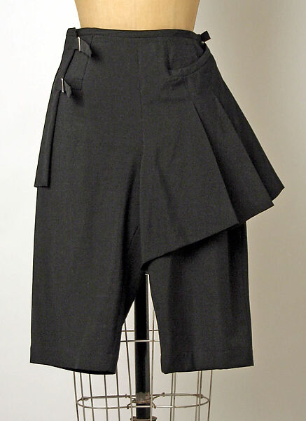 Suit, Comme des Garçons (Japanese, founded 1969), wool/linen blend, Japanese