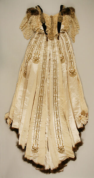 Ball gown, House of Worth (French, 1858–1956), silk, fur, French