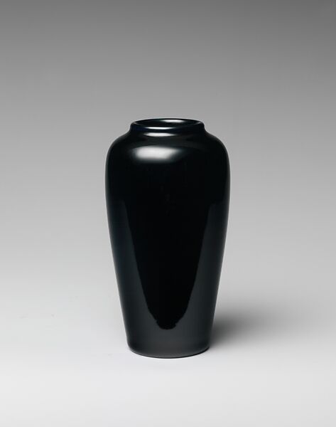 Vase, Rookwood Pottery Company (American, Cincinnati, Ohio 1880–1967), Earthenware, American 