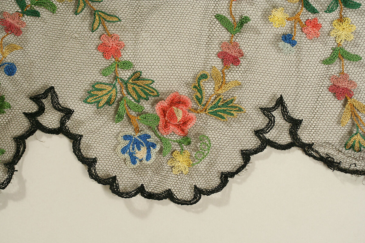 Evening dress, silk, probably British