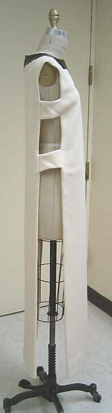 Evening ensemble, Pierre Cardin (French (born Italy), San Biagio di Callalta 1922–2020 Neuilly), wool, plastic (polyvinyl chloride), French