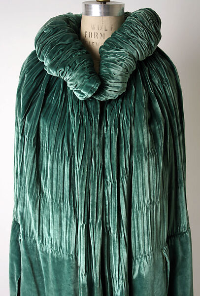 Evening cape, House of Patou (French, founded 1914), silk, French