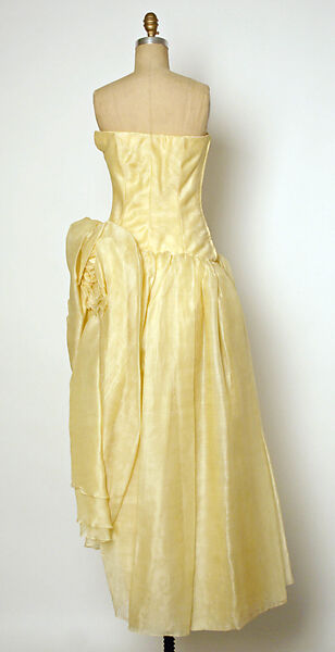 Evening dress, Halston (American, Des Moines, Iowa 1932–1990 San Francisco, California), silk, American