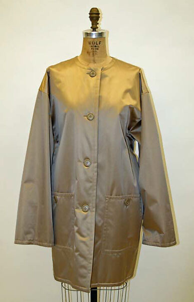 Raincoat, House of Givenchy (French, founded 1952), silk, French 