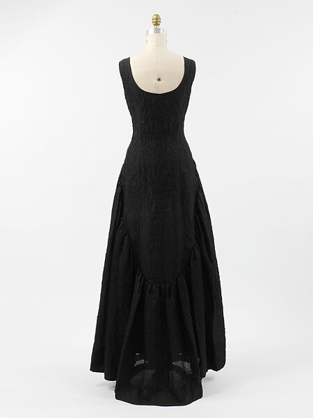 Evening dress, House of Balenciaga (French, founded 1937), silk, French