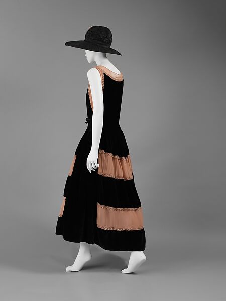 Robe de Style, House of Lanvin (French, founded 1889), silk, glass, metallic thread, French 