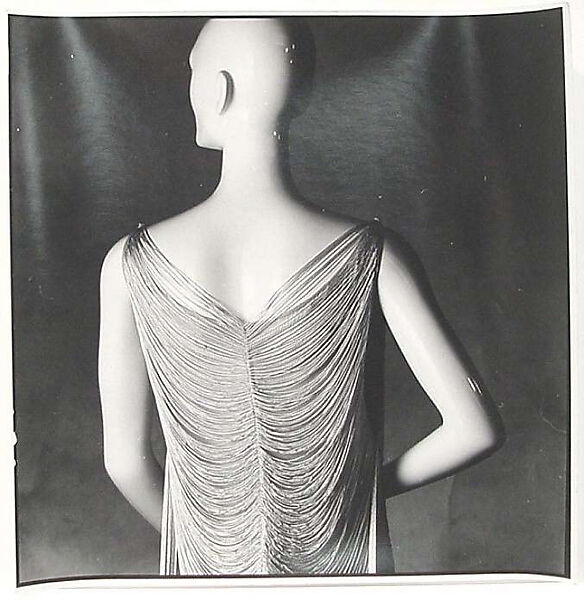 Evening dress, Madeleine Vionnet (French, Chilleurs-aux-Bois 1876–1975 Paris), silk, American or European