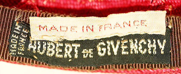 Ensemble, (a–c) House of Jacques Fath (French, founded 1937), (a, b) linen, silk, nylon
(c) linen, leather
(d) straw, French