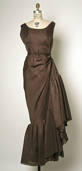 Evening dress, House of Balenciaga (French, founded 1937), silk, French 