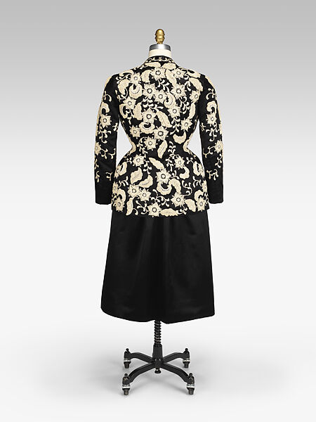 Evening suit, House of Balenciaga (French, founded 1937), silk, French
