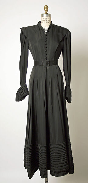 Evening dress, House of Balenciaga (French, founded 1937), silk, leather, cotton, French 
