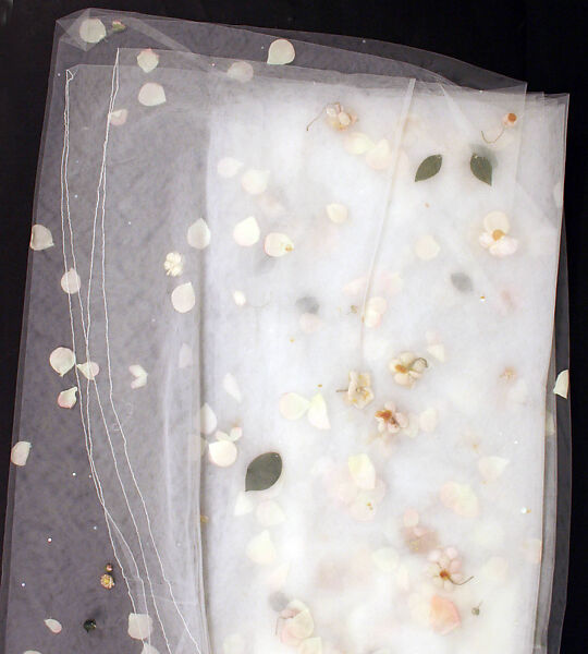 Wedding ensemble, Emanuel (British, 1977–1990), synthetic fiber, silk, plastic, British