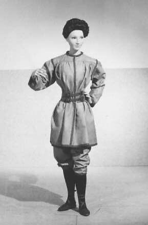 Gym suit, linen, cotton, leather, metal, French