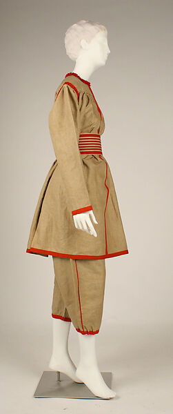 Gym suit, linen, cotton, leather, metal, French