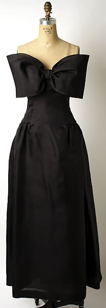 Evening dress, Oscar de la Renta, LLC. (American, founded 1965), synthetic fiber, American 