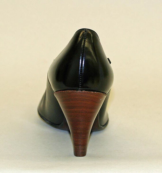 Pumps, Mr. David Evins (American, born England, 1909–1992), leather, American