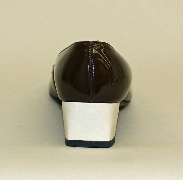 Pumps, Golo Footwear Corporation, leather, plastic (vinyl), American