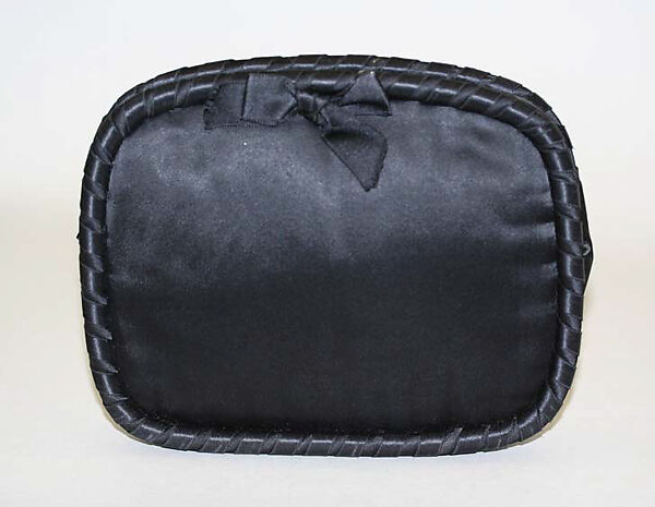 Evening clutch, House of Balenciaga (French, founded 1937), silk, French 
