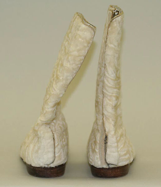 Boots, André Courrèges (French, Pau 1923–2016 Neuilly-sur-Seine), fur, leather, French