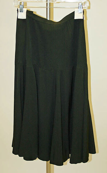 Suit, Mainbocher (French and American, founded 1930), silk, plastic (cellulose nitrate), American