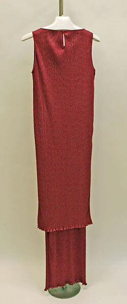 Evening ensemble, Mary McFadden (American, born New York 1938–2024 Southampton, New York), rayon or nylon, American