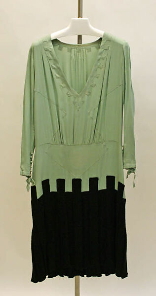 Ensemble, Edward Molyneux (French (born England), London 1891–1974 Monte Carlo), wool, silk, French