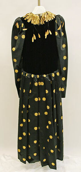 Evening dress, House of Givenchy (French, founded 1952), silk (probably), feathers, French
