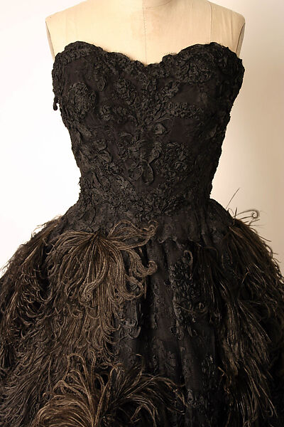 Evening dress, Attributed to James Galanos (American, Philadelphia, Pennsylvania, 1924–2016 West Hollywood, California), [no medium available], American