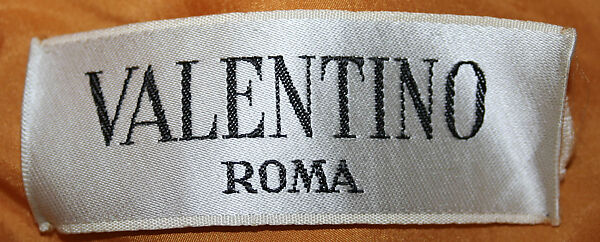 Evening dress, Valentino S.p.A. (Italian, founded 1959), silk, Italian
