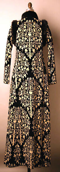 Evening coat, Thea Porter (British (born Israel), Jerusalem 1927–2000 London), cotton, fur, British