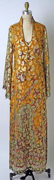Dress, Thea Porter (British (born Israel), Jerusalem 1927–2000 London), silk, British 