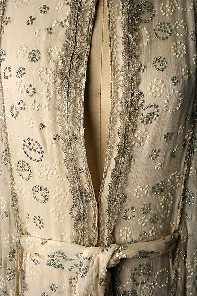 Evening dress, Thea Porter (British (born Israel), Jerusalem 1927–2000 London), silk, plastic, metallic thread, British