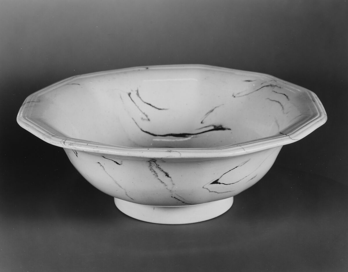 Wash Basin, United States Pottery Company (1852–58), Mottled brown earthenware, American