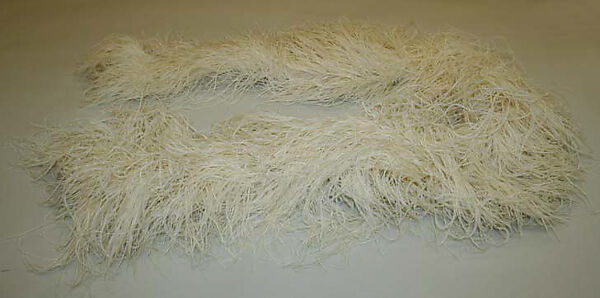 Evening ensemble, Edward Molyneux (French (born England), London 1891–1974 Monte Carlo), silk, feathers, glass, plastic, French