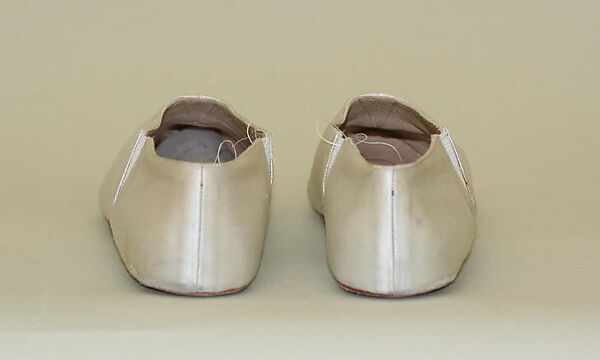 Evening ensemble, (a, b) Isaac Mizrahi (American, born 1961), silk, American