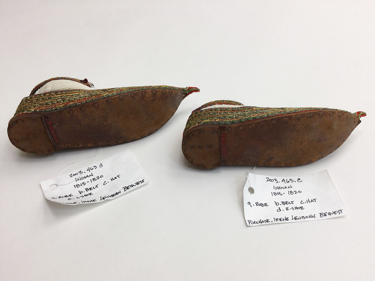 Ensemble, a) silk, cotton, metallic;  b,d,e) cotton, metallic, glass; c) cotton, metallic, glass, insect, India