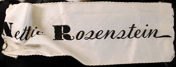Evening dress, Nettie Rosenstein, Inc. (American, 1916–1961), [no medium available], American