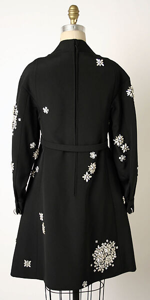 Ensemble, (a–c) James Galanos (American, Philadelphia, Pennsylvania, 1924–2016 West Hollywood, California), (a–c) silk; (d, e) leather; (f) nylon, cotton, American