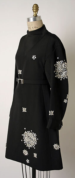 Ensemble, (a–c) James Galanos (American, Philadelphia, Pennsylvania, 1924–2016 West Hollywood, California), (a–c) silk; (d, e) leather; (f) nylon, cotton, American