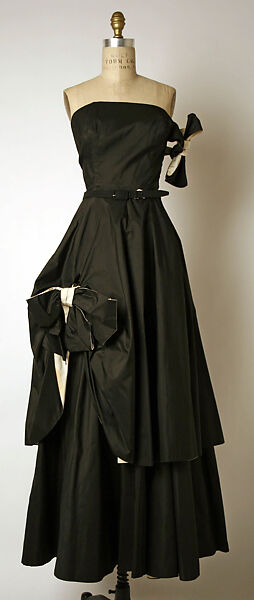 Evening dress, Madame Grès (Germaine Émilie Krebs) (French, Paris 1903–1993 Var region), wool, metal, silk, French 