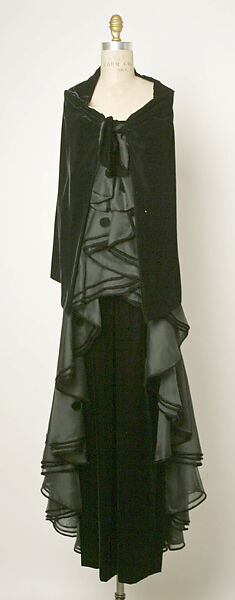 Evening ensemble, Valentino (Italian, born 1932), silk, Italian 