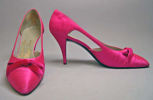 Evening ensemble, (a, b) House of Givenchy (French, founded 1952), silk, fur, French