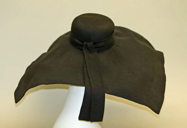 Hat, House of Givenchy (French, founded 1952), silk, French