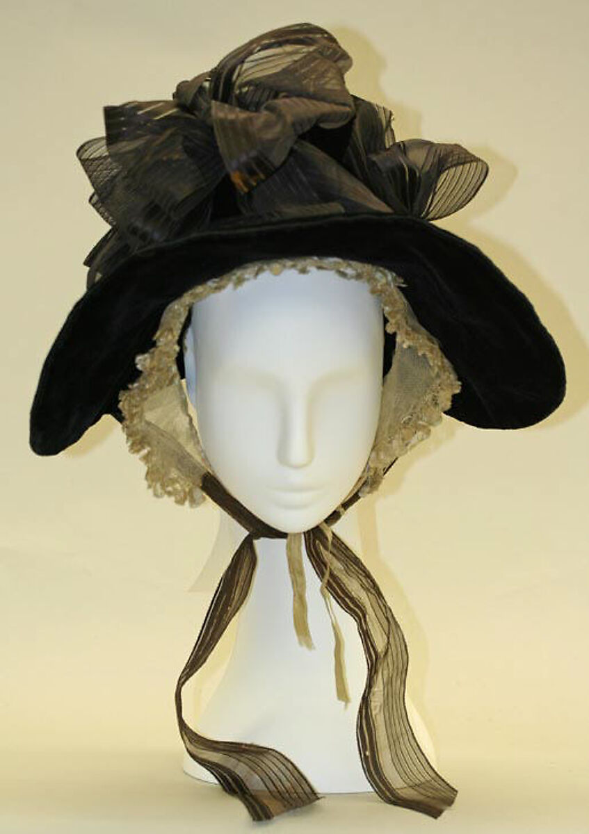 Poke bonnet, silk, American 