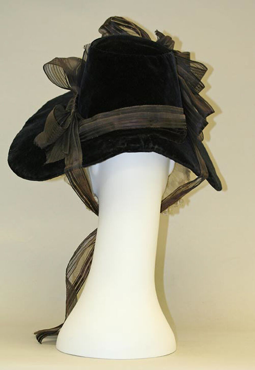 Poke bonnet, silk, American