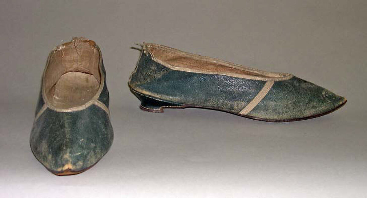 Slippers, leather, linen, British 